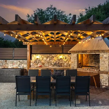 Lulu Holiday home Gostinjac